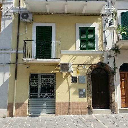 La Casetta Del Corso Apartment Ortona Bagian luar foto